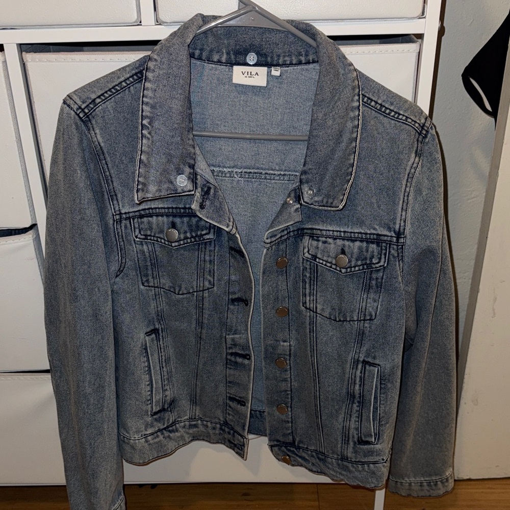 VILA Dark Gray Denim Jacket